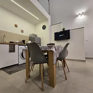 Fortino Living Summer Appartamento Aeroporto di Catania Fontana Rossa