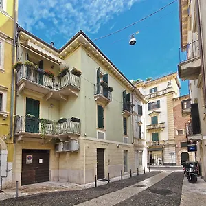Mva Madama Aparments Appartamento Verona